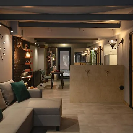 City Garage Apartment - Lwowska 9 Warsaw Exterior photo