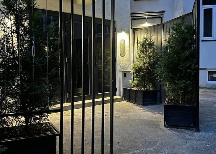City Garage Apartment - Lwowska 9